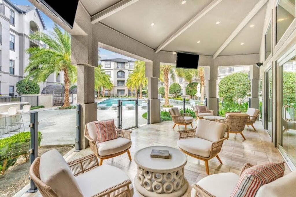 휴스턴 Chic Retreat-Walk To Nrg-Pool 아파트 외부 사진